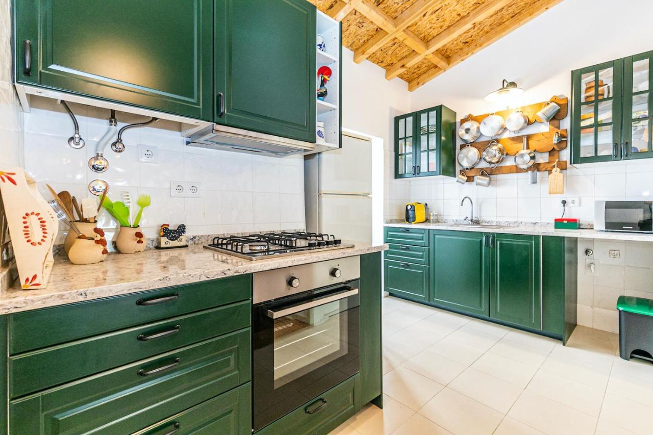 Moderno Apartamento Em Bairro Tipico Lisboeta Lisbona Esterno foto