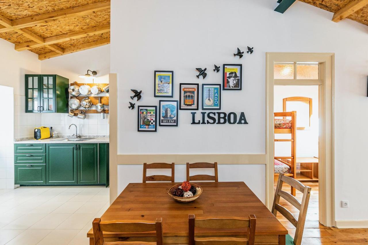 Moderno Apartamento Em Bairro Tipico Lisboeta Lisbona Esterno foto